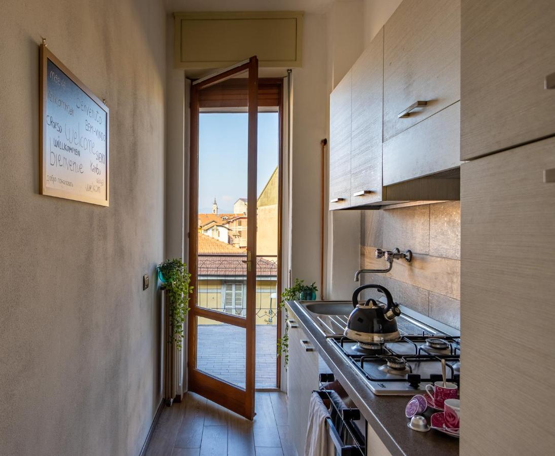 Blue Wave Apartment Arona - Lago Maggiore المظهر الخارجي الصورة