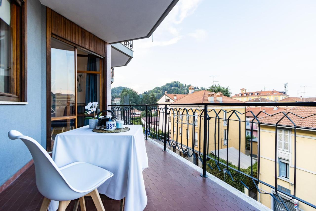 Blue Wave Apartment Arona - Lago Maggiore المظهر الخارجي الصورة