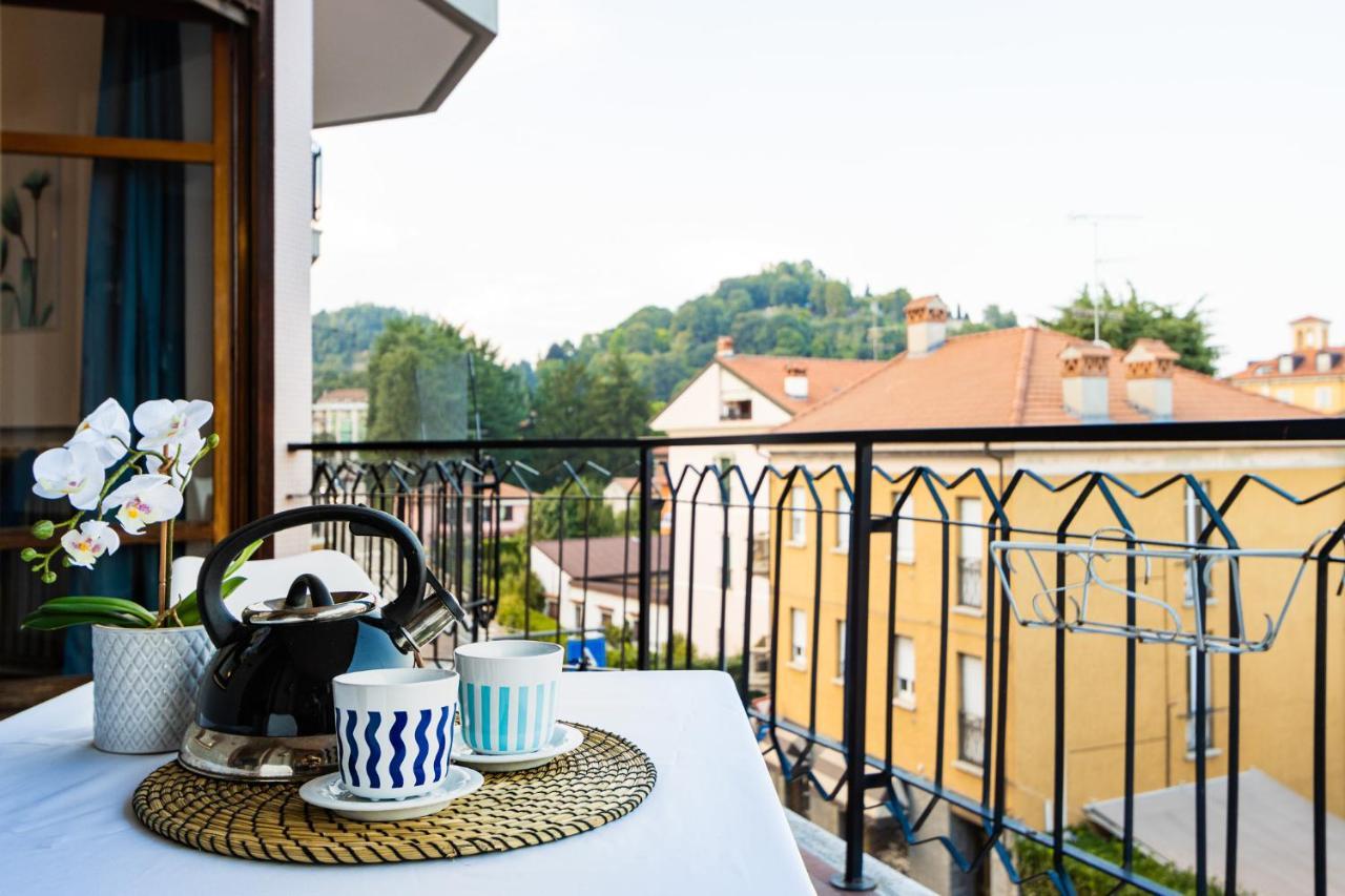 Blue Wave Apartment Arona - Lago Maggiore المظهر الخارجي الصورة